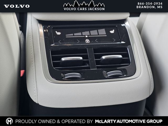 2026 Volvo XC90 B6 Ultra Bright