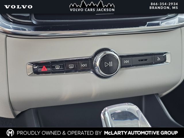 2026 Volvo XC90 B6 Ultra Bright