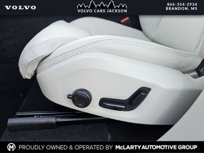 2026 Volvo XC90 B6 Ultra Bright