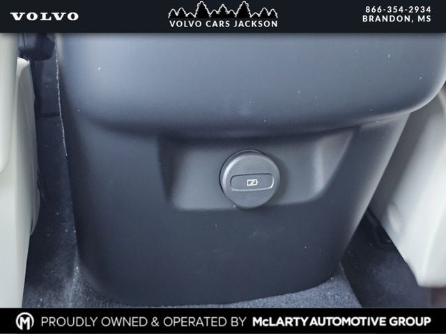 2026 Volvo XC90 B6 Ultra Bright