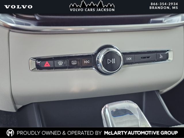 2026 Volvo XC90 B6 Ultra Bright