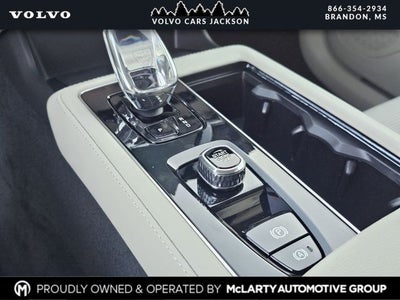 2026 Volvo XC90 B6 Ultra Bright