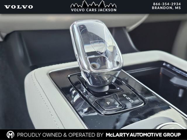 2026 Volvo XC90 B6 Ultra Bright