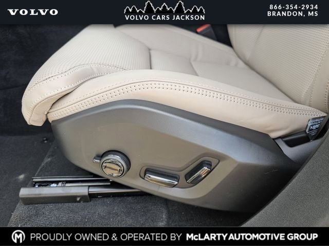 2026 Volvo XC90 B6 Ultra Bright