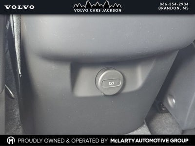 2026 Volvo XC90 B6 Ultra Bright