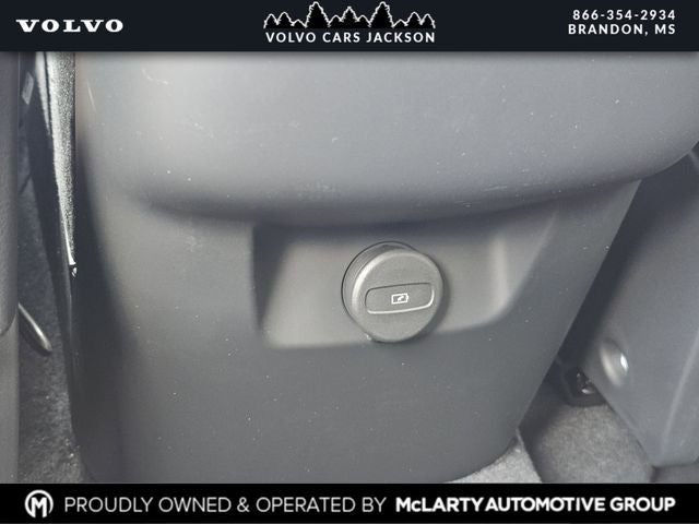 2026 Volvo XC90 B6 Ultra Bright