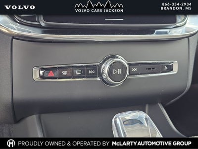 2026 Volvo XC90 B6 Ultra Bright