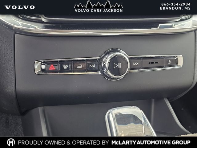 2026 Volvo XC90 B6 Ultra Bright