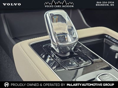 2026 Volvo XC90 B6 Ultra Bright