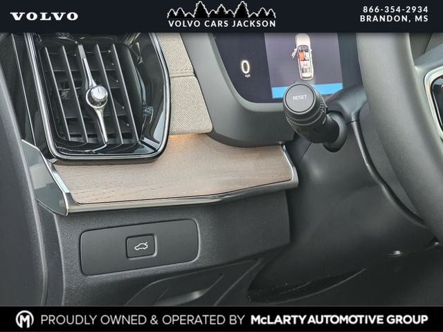 2026 Volvo XC90 B6 Ultra Bright 7-Passenger