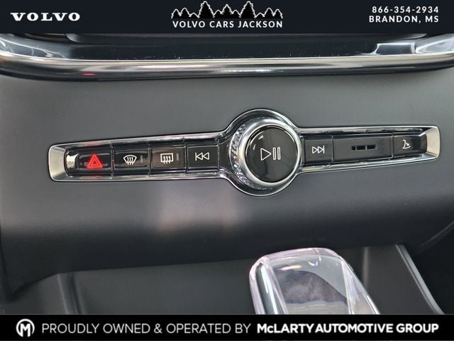 2026 Volvo XC90 B6 Ultra Bright 7-Passenger