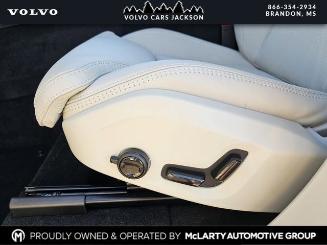 2026 Volvo XC90 B6 Ultra Bright 7-Passenger