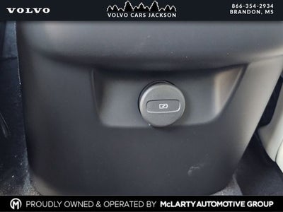 2026 Volvo XC90 B6 Ultra Bright 7-Passenger