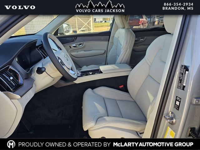 2026 Volvo XC90 B6 Ultra Bright