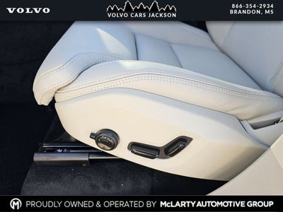 2026 Volvo XC90 B6 Ultra Bright