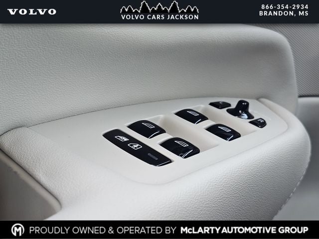 2026 Volvo XC90 B6 Ultra Bright