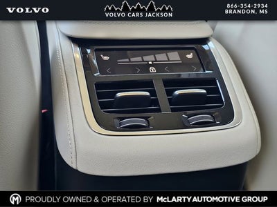 2026 Volvo XC90 B6 Ultra Bright