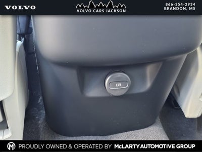 2026 Volvo XC90 B6 Ultra Bright