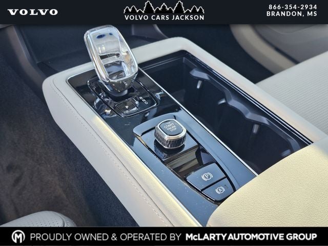 2026 Volvo XC90 B6 Ultra Bright