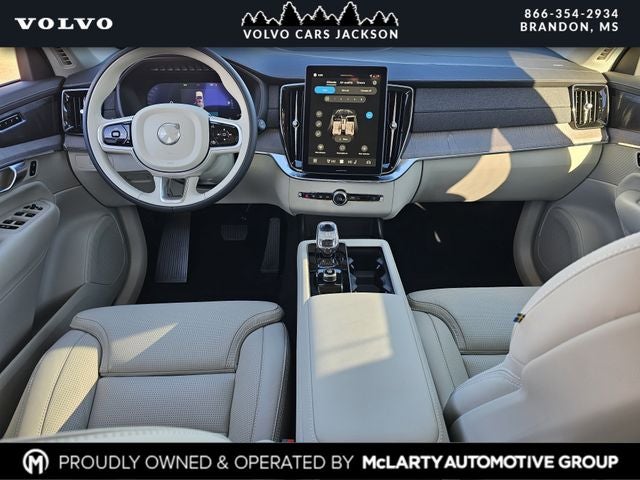 2026 Volvo XC90 B6 Ultra Bright