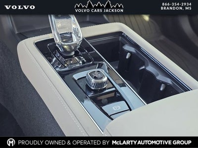 2026 Volvo XC90 B6 Ultra Bright