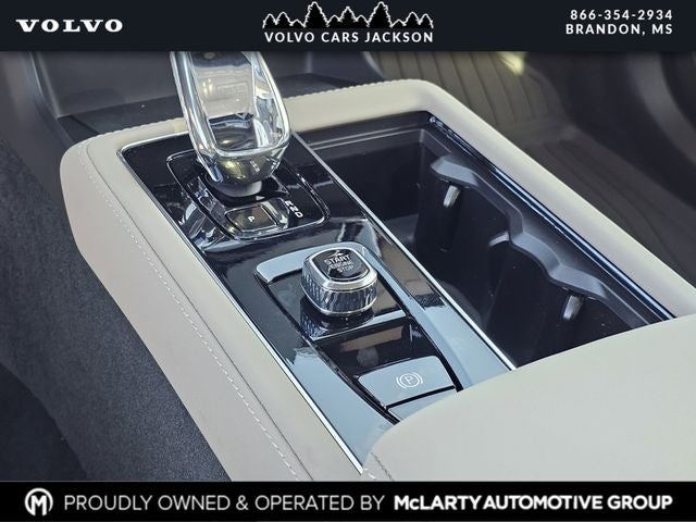 2026 Volvo XC90 B6 Ultra Bright