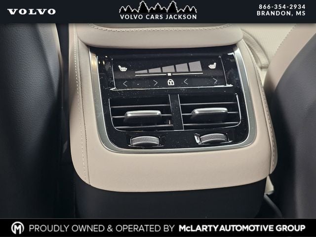 2026 Volvo XC90 B6 Ultra Bright