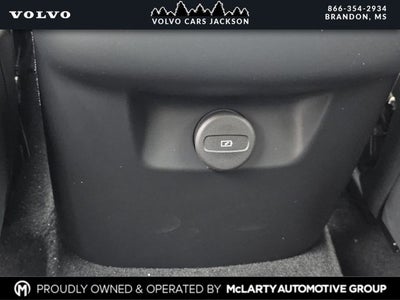 2026 Volvo XC90 B6 Ultra Bright