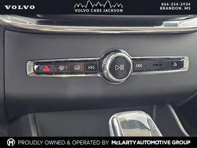 2026 Volvo XC90 B6 Ultra Bright