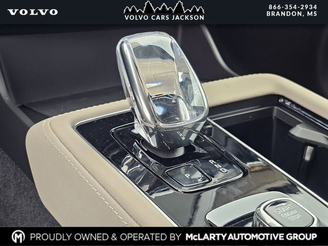 2026 Volvo XC90 B6 Ultra Bright