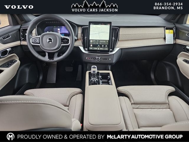 2026 Volvo XC90 B6 Ultra Bright