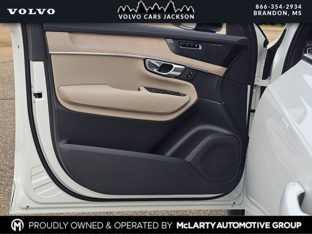 2026 Volvo XC90 B6 Ultra Dark