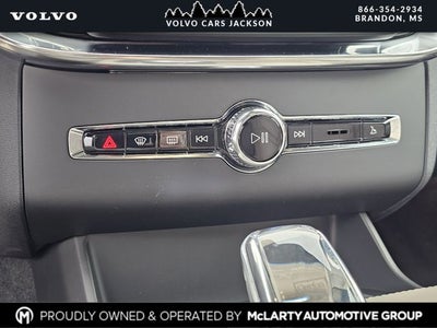 2026 Volvo XC90 B6 Ultra Dark