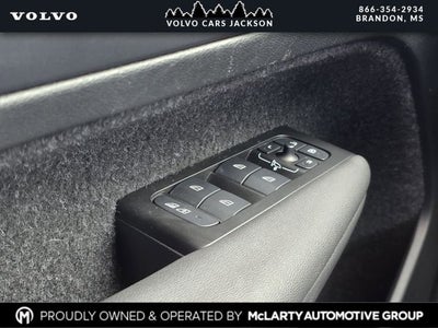 2021 Volvo XC40 R-Design