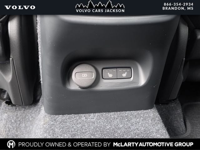 2021 Volvo XC40 R-Design