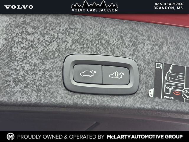 2021 Volvo XC40 R-Design