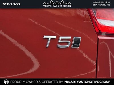 2021 Volvo XC40 R-Design