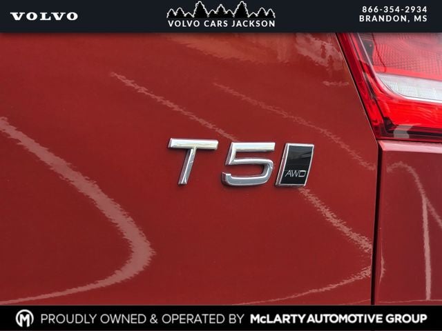 2021 Volvo XC40 R-Design