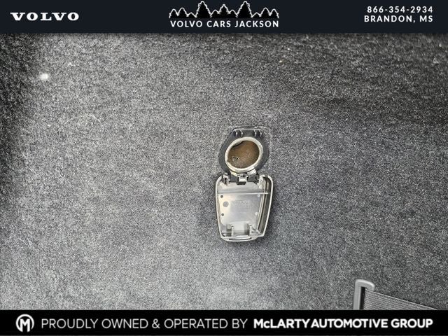 2018 Volvo XC90 T6 Momentum