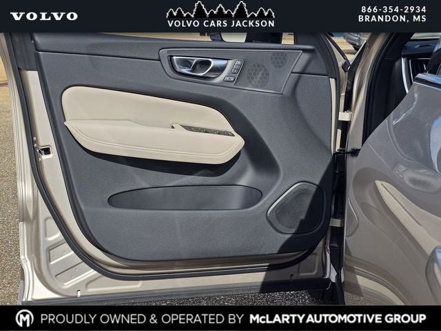 2026 Volvo XC60 Plug-In Hybrid T8 Plus