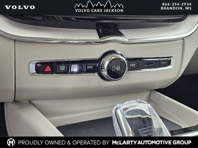 2026 Volvo XC60 Plug-In Hybrid T8 Ultra