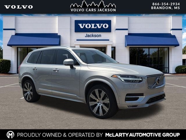 2024 Volvo XC90 B5 Plus