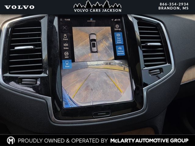 2024 Volvo XC90 B5 Plus
