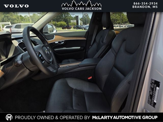 2024 Volvo XC90 B5 Plus