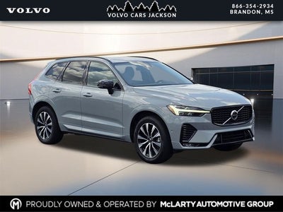 2024 Volvo XC60 B5 Plus Dark Theme