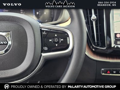 2024 Volvo XC60 B5 Plus Dark Theme