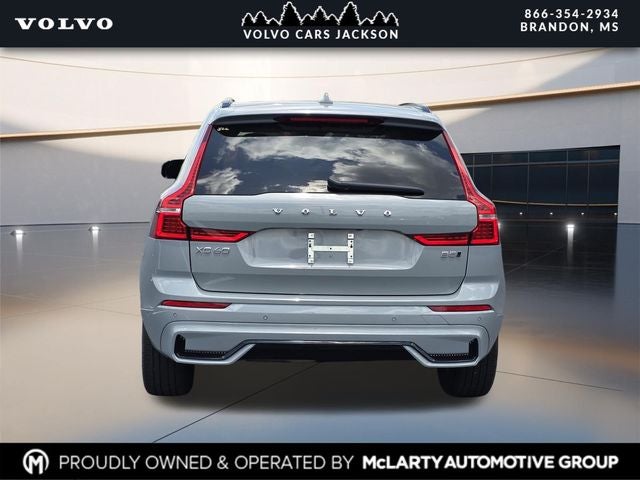 2024 Volvo XC60 B5 Plus Dark Theme