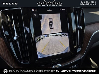 2024 Volvo XC60 B5 Plus Dark Theme