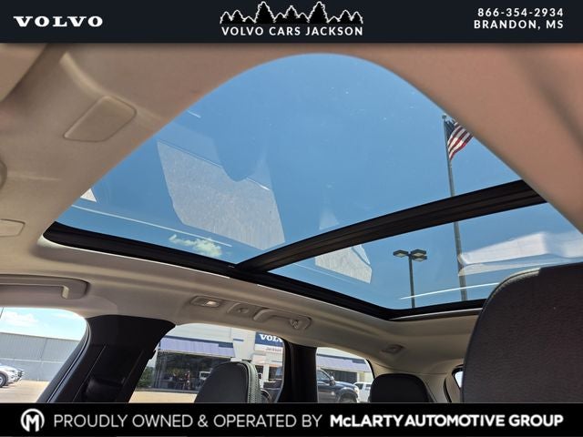 2024 Volvo XC60 B5 Plus Dark Theme