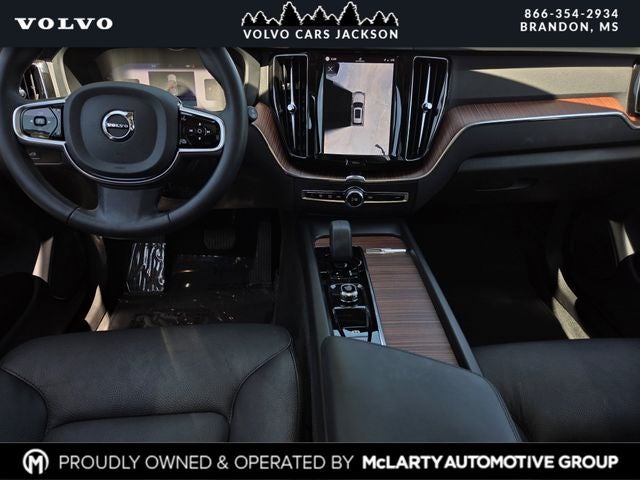 2024 Volvo XC60 B5 Plus Dark Theme